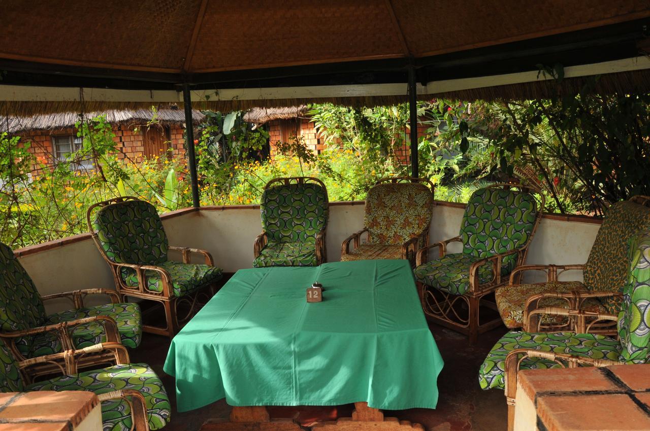 New Court View Hotel Masindi Exterior foto