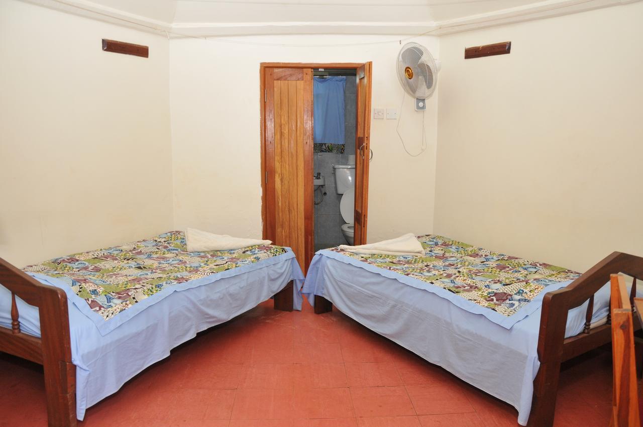 New Court View Hotel Masindi Exterior foto