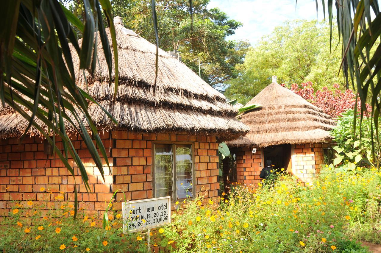 New Court View Hotel Masindi Exterior foto